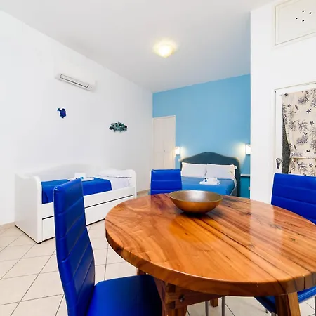 4 Persons Apartment In Sorrento