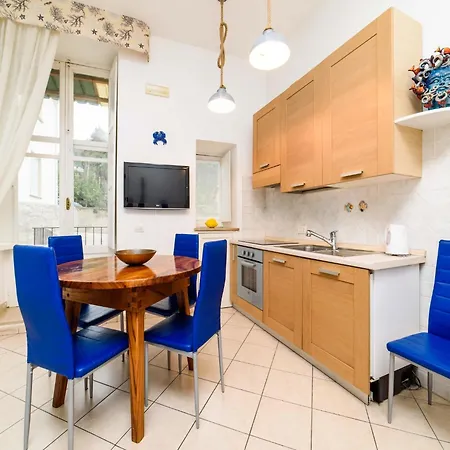 4 Persons Apartment In Sorrento Sorrento