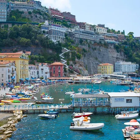 Apartamento Holiday Home In Marina Grande By The Beach *