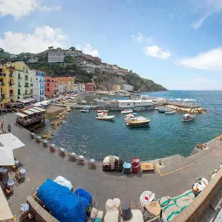 Holiday Home In Marina Grande By The Beach *