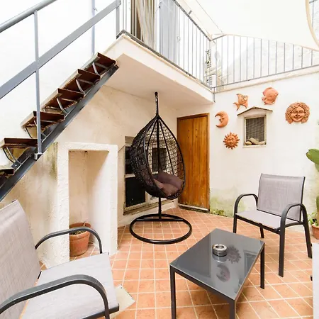 Holiday Home In Marina Grande By The Beach *